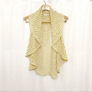 Mystree sand tan crochet woven vest shaw shrug. M